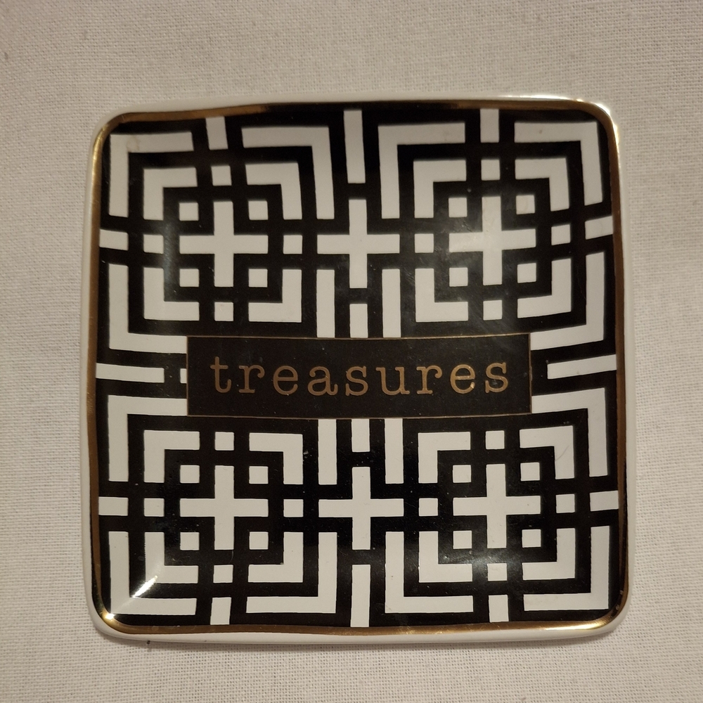 Adrienne Vittadini Black and White Geometric Trinket Dish